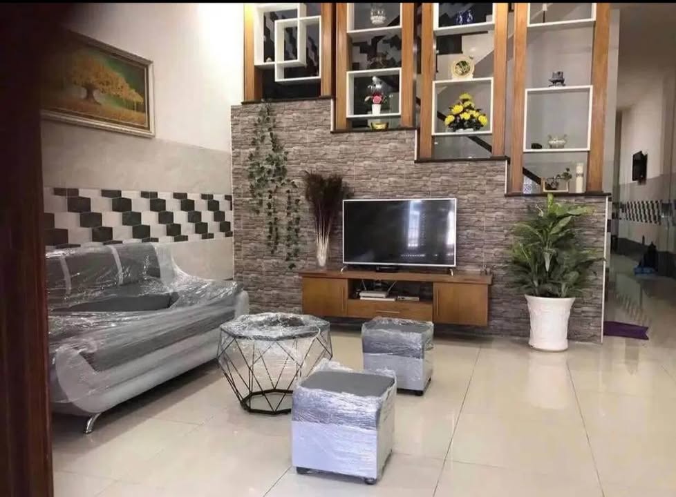 Nhà đẹp 1 trệt 1 lầu mặt tiền Nhựa F. Xuân An - Phan Thiết 100m² giá 4 tỷ