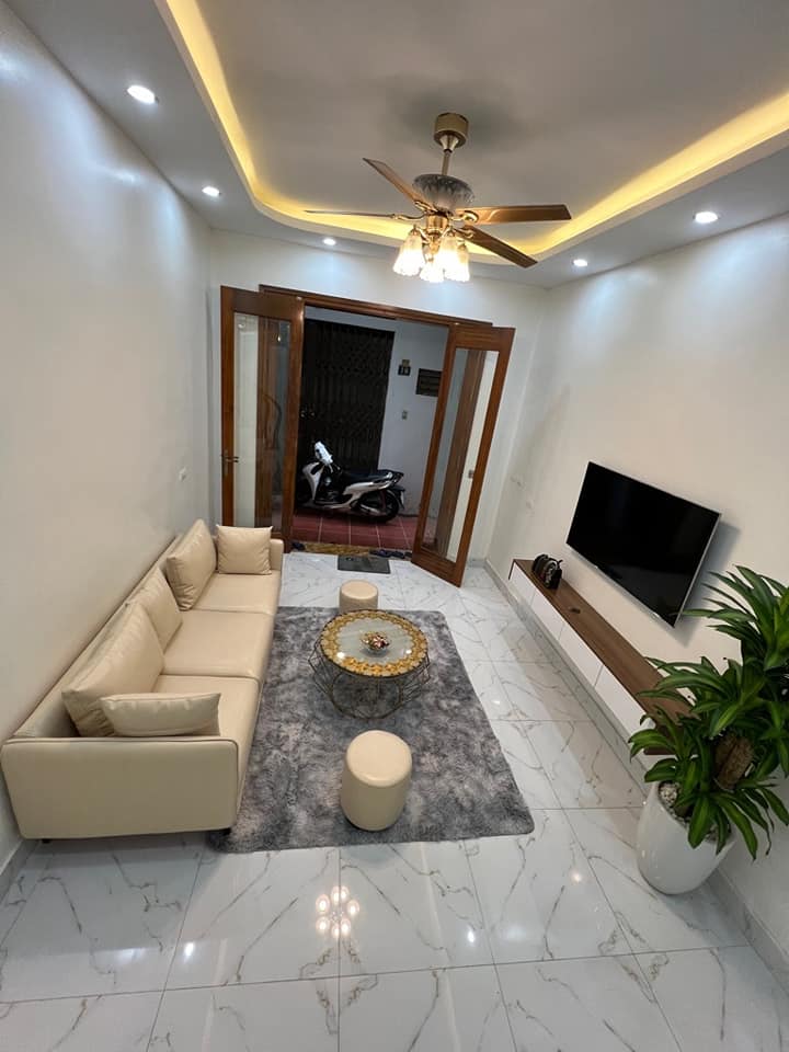 Nhà riêng Minh Khai 40m² giá thỏa thuận - An sinh đỉnh, đầy đủ nội thất!