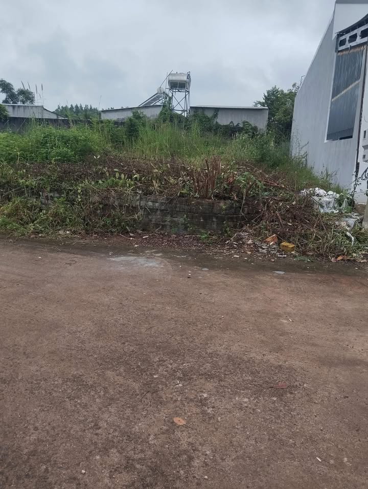 Đất nền Bàu Hàm, Trảng Bom 108m² giá 700 triệu - Sổ đỏ chính chủ!