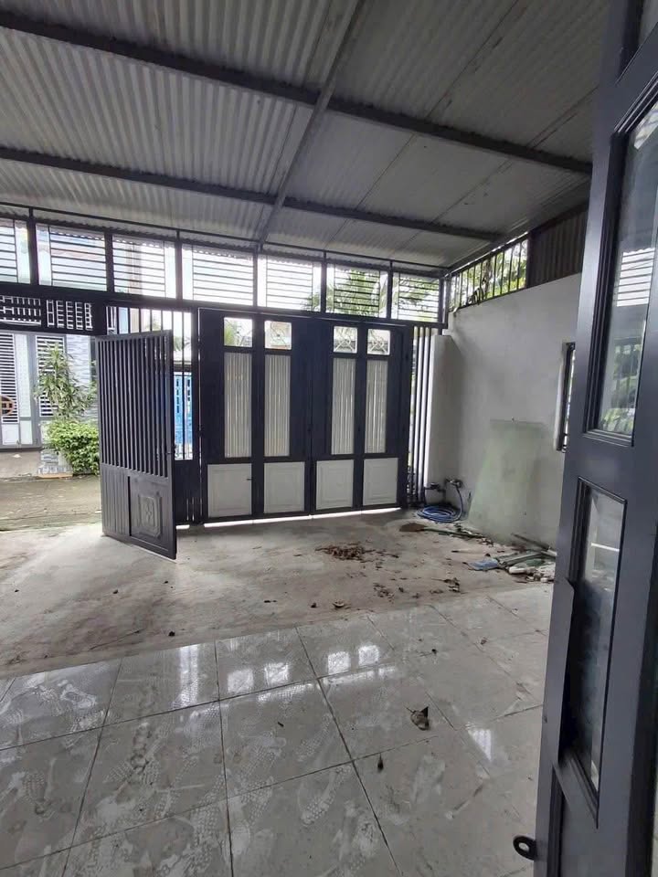 Nhà cho thuê tại khu phố 4, Trảng Dài, 180m² - Nhà mới, giá tốt!