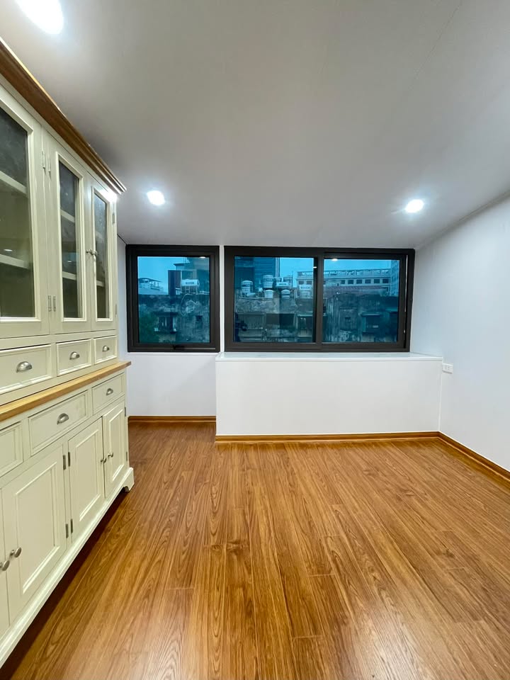 Căn hộ tập thể khu E Phương Mai 25m² giá 3 tỷ - Sổ đỏ chính chủ!