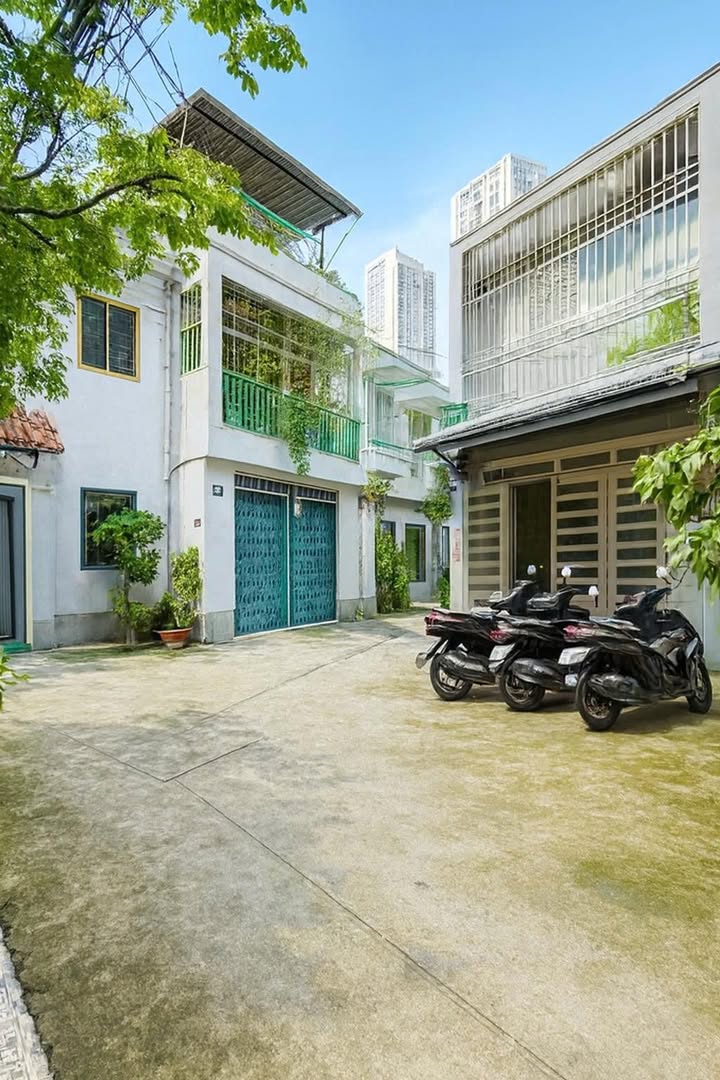 Nhà FrontHouse Phú Nhuận 70m² giá 5 tỷ - Tiềm năng kinh doanh cực tốt!