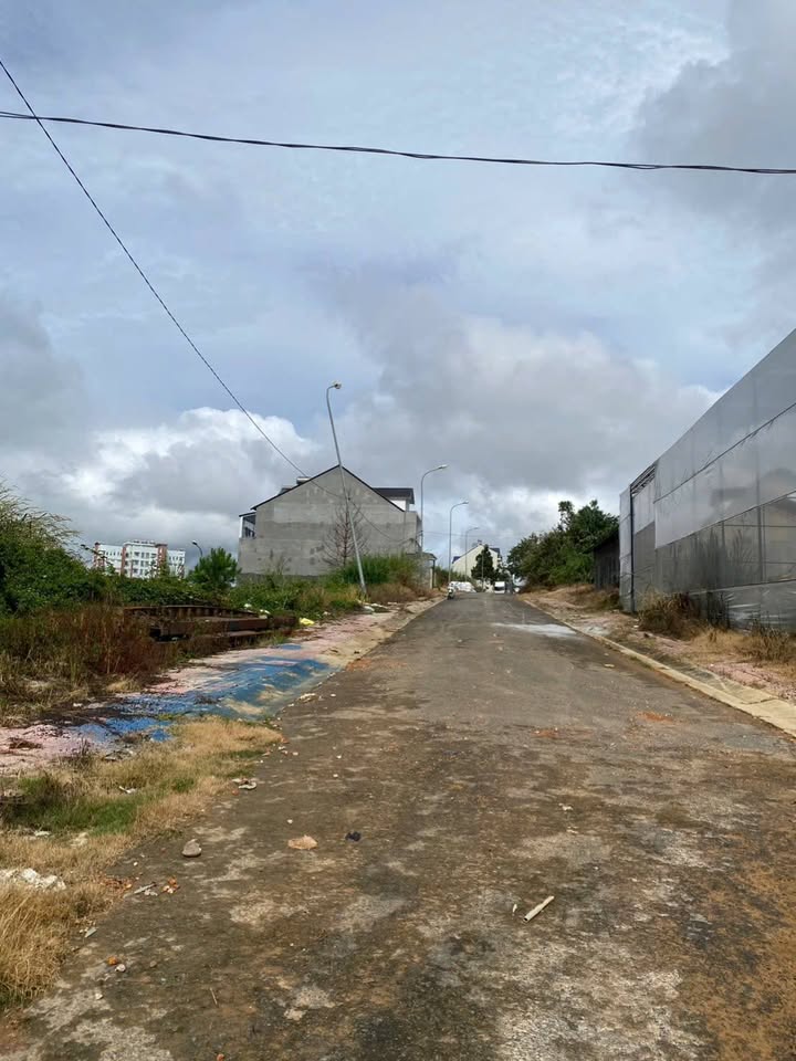 Đất nền Nguyễn Hoàng P7 Đà Lạt 100m² giá 3.8 tỷ - Cơ hội đầu tư hiếm có!