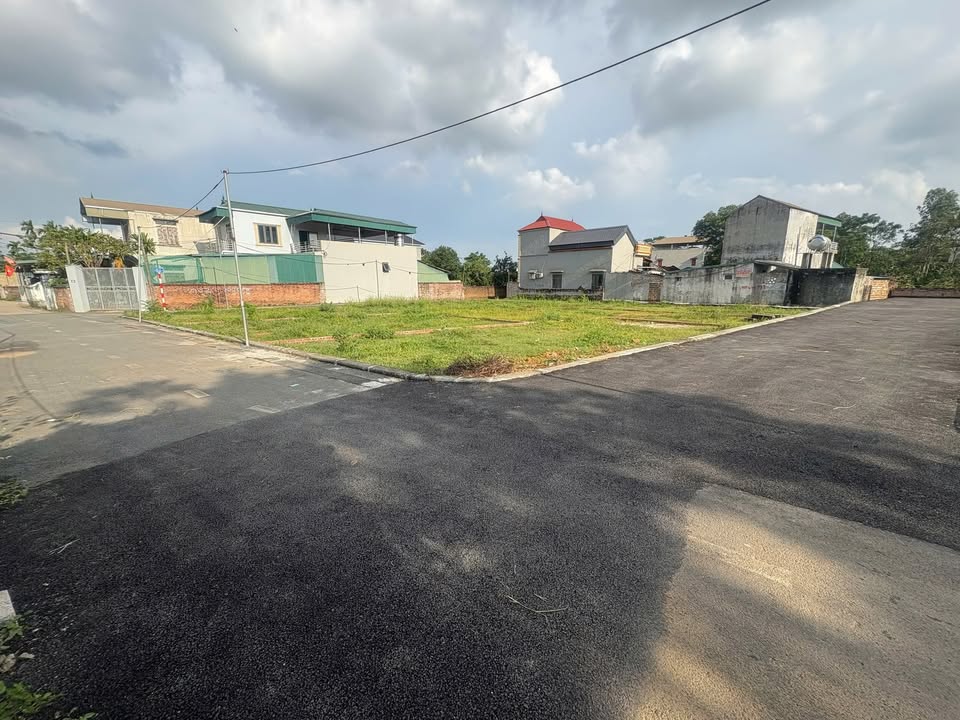 Đất thổ cư 100m² tại thôn Cánh Chủ, Thạch Thất - Sổ đỏ chính chủ, giá thỏa thuận!