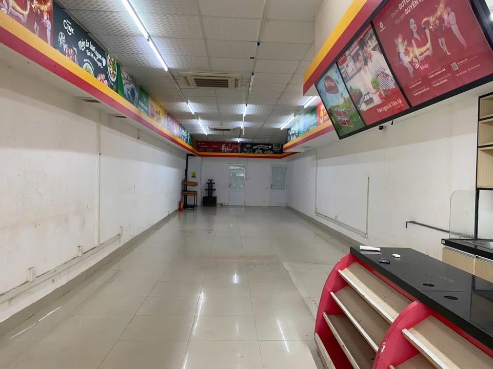 Nhà mặt đường Nguyễn Chích 120m² giá 6 triệu - Chính chủ cho thuê ngay!