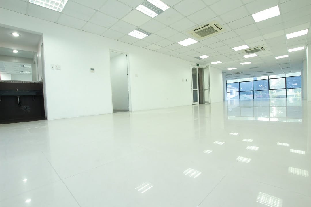 Cho thuê văn phòng 135m² tại Xuân Đỉnh, Bắc Từ Liêm - Giá chỉ 15 triệu/tháng!