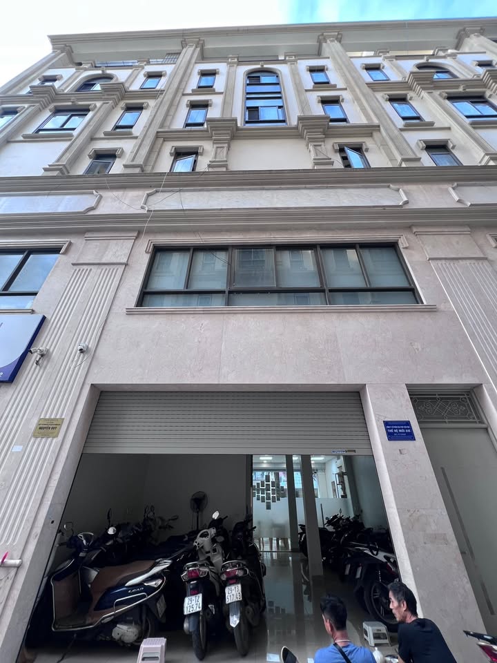 Văn phòng cho thuê tại Him Lam Vạn Phúc 18m² - Tiện nghi đầy đủ, vào làm ngay!