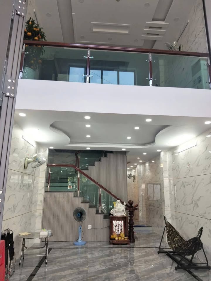 Nhà 1 trệt 1 lửng 1 lầu tại Thanh Đức, Vĩnh Long 69m² giá 3.5 tỷ - Chính chủ bán gấp!