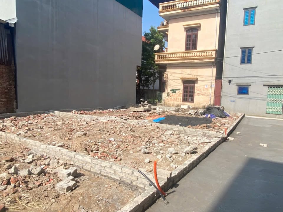 Đất nền Hương Mạc, Từ Sơn 43m² giá 1.5 tỷ - Ngõ nông, xe 3 gác vào thoải mái!