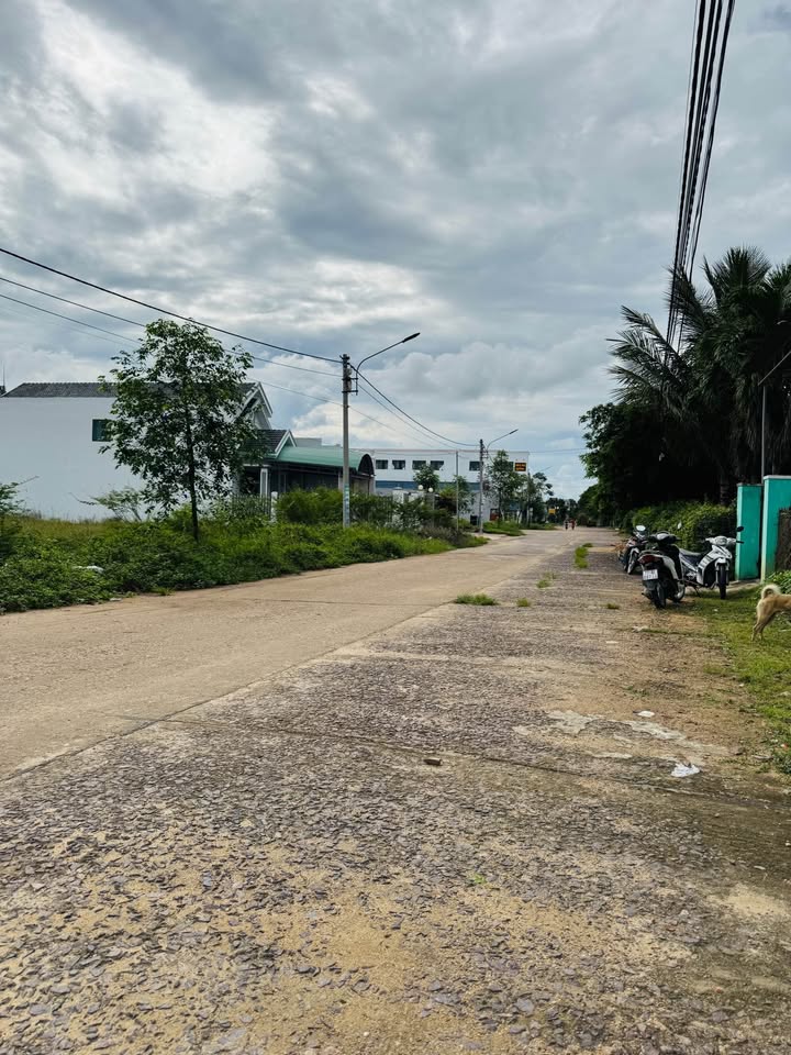 Đất nền An Nhơn 520m² giá thỏa thuận - Mặt tiền đường Ngô Văn Sở