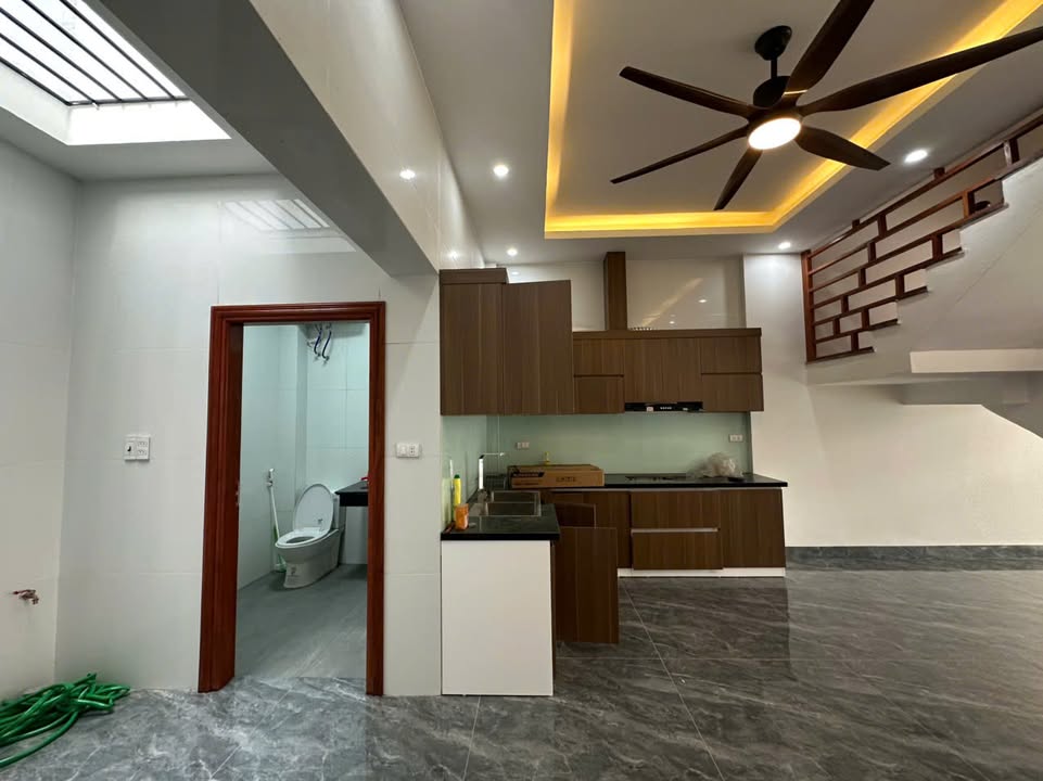 Nhà nguyên căn cho thuê khu đô thị VSIP Từ Sơn 6 phòng ngủ - Thiết kế hiện đại, giá tốt!