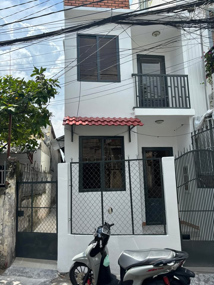 Nhà hẻm xe tải Phước Long B, Quận 9, 64m² giá 6.5 tỷ - Bán gấp, thương lượng!