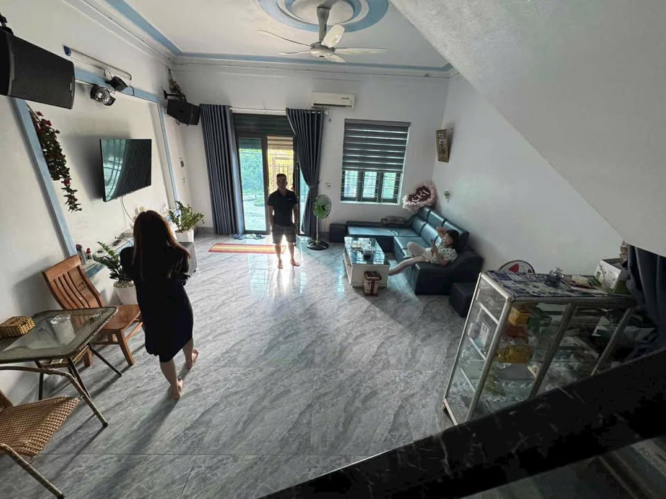 Nhà 2 Tầng Chính Chủ Bán tại Trung Nghĩa, Nam Đồ Sơn, 61m² chỉ 1 tỷ - Sẵn sàng ở ngay!