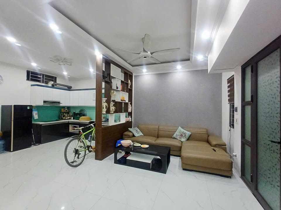 Nhà 4 tầng tại Ngõ 282 Đà Nẵng, 41m² giá chỉ 2.88 tỷ - Chính chủ bán gấp!