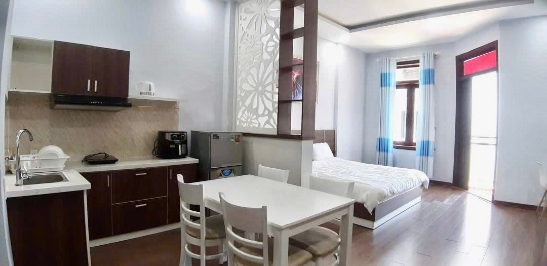 Căn hộ cho thuê khu phố Hàn Đà Nẵng - Đầy đủ nội thất, gần biển Mỹ Khê!