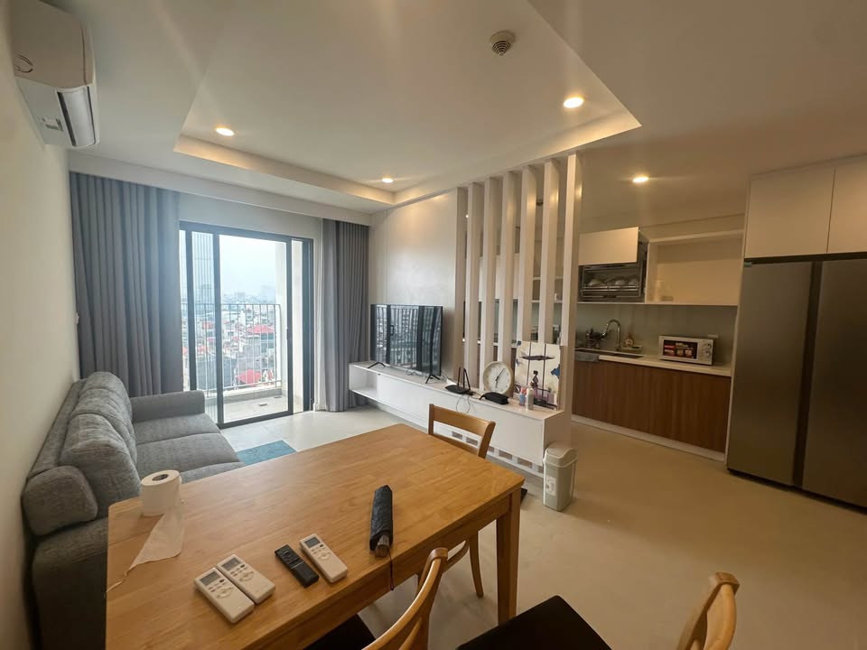 Căn hộ 3 ngủ Kosmo Tây Hồ 21 triệu - Full nội thất, view Hồ Tây