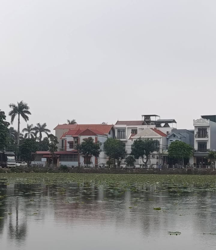 Đất Yên Thường, Gia Lâm 48m² giá 2 tỷ - Sổ đỏ chính chủ, vị trí đẹp!