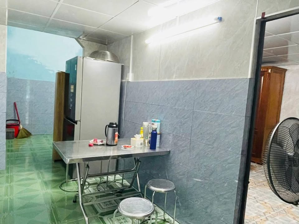 Nhà gác lửng mặt tiền 5m5 đường Nguyễn Huy Tưởng, 95m² giá 4.89 tỷ - Vị trí đắc địa, kinh doanh thuận lợi!