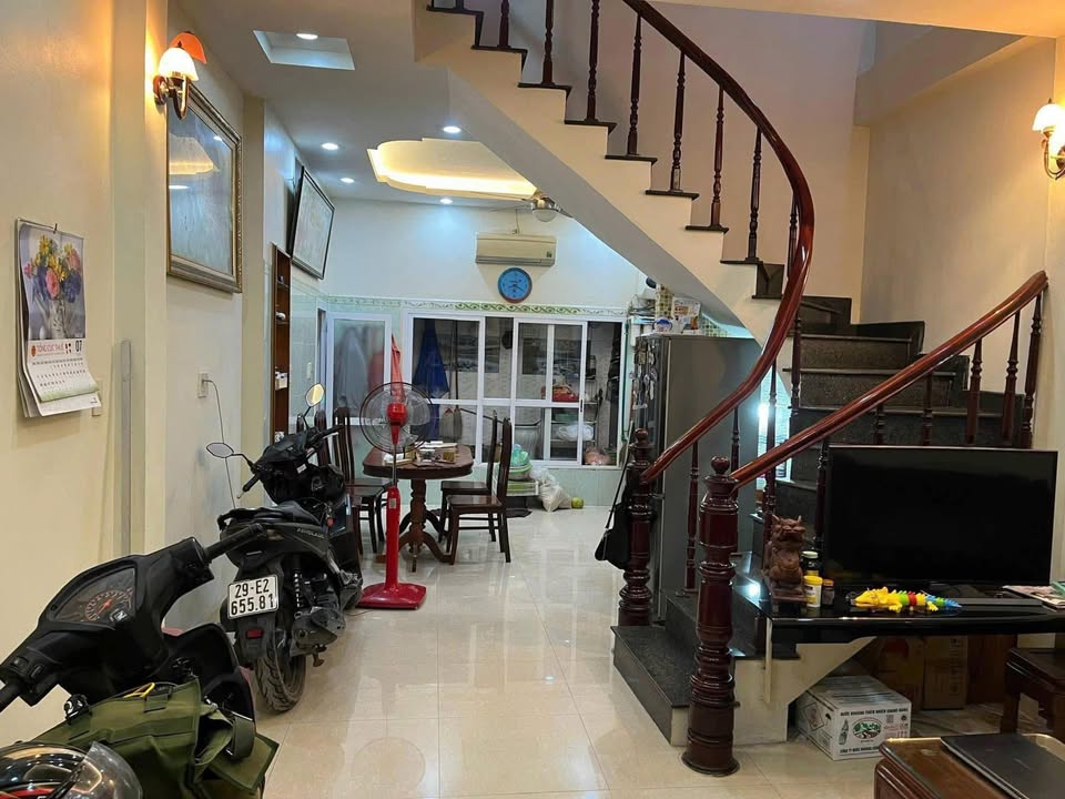 Nhà riêng cho thuê ngõ Nguyễn Trãi, Thanh Xuân 45m² giá 13 triệu - Nội thất đầy đủ