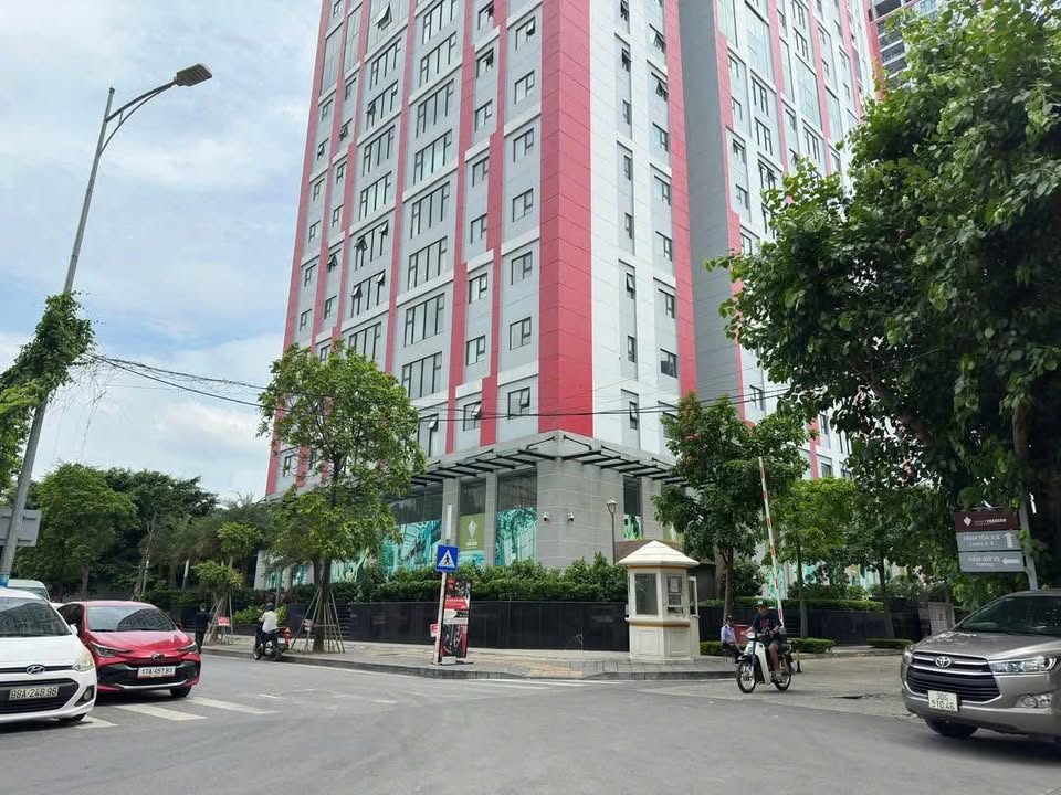 Cho thuê shophouse mặt bằng chân đế Chung cư Hà Nội Paragon 200m² - Vị trí đắc địa, thu hút khách hàng!