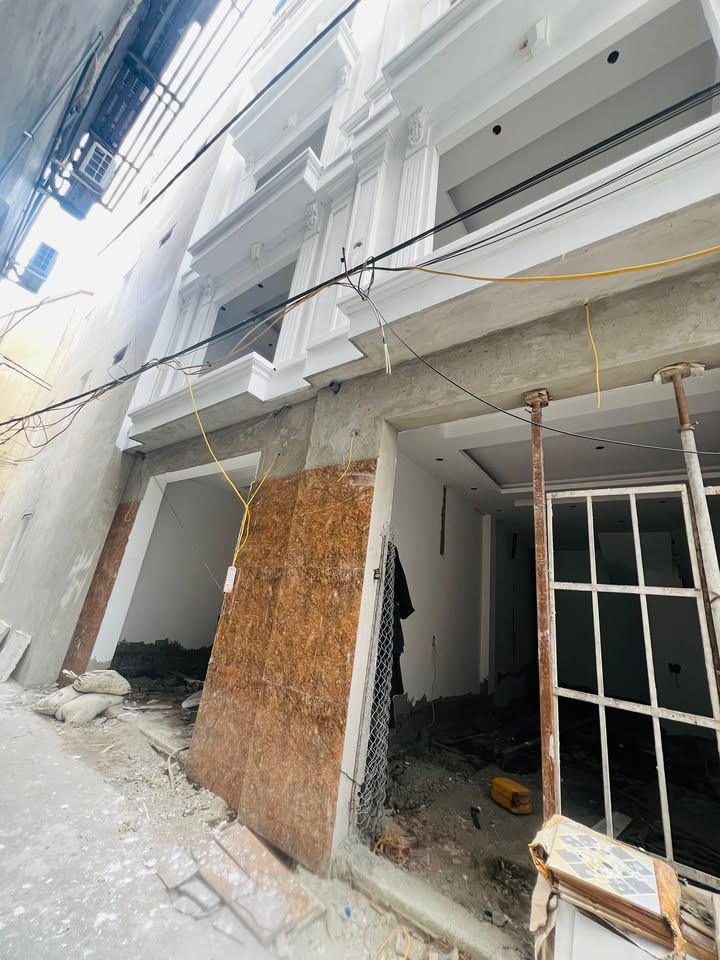 Nhà đẹp Ỷ La, Dương Nội, Hà Đông 50m² giá 5 tỷ - Sổ đỏ chính chủ, giao dịch nhanh!