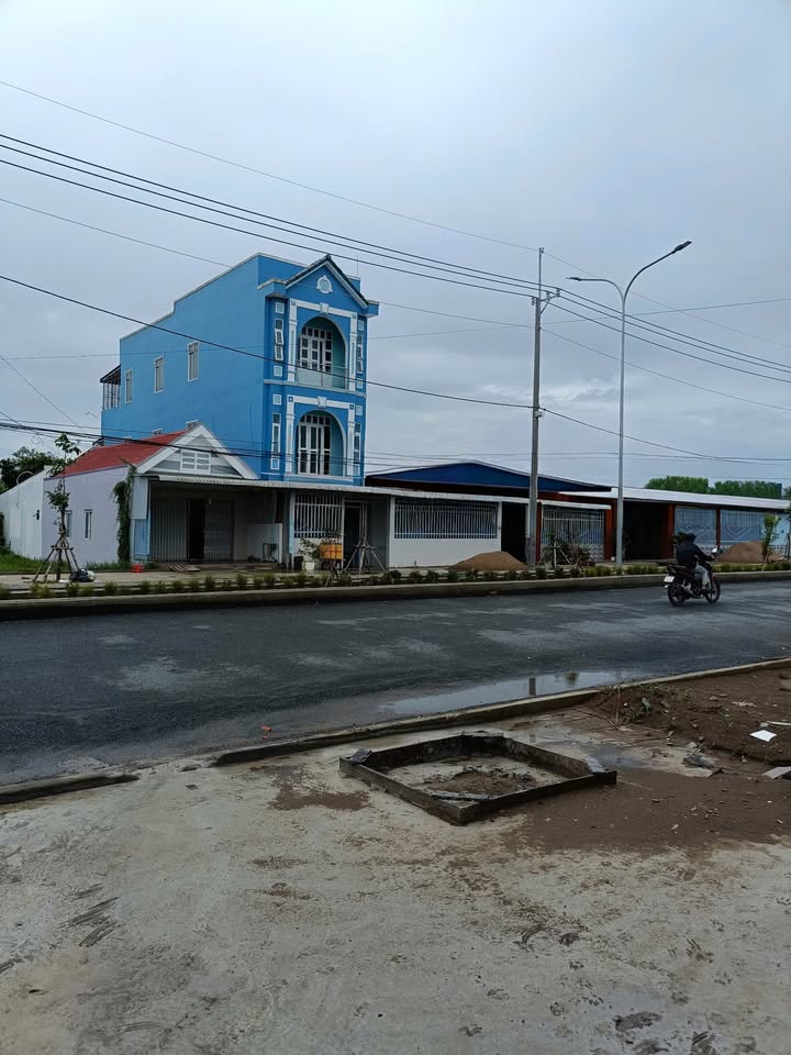 Đất nền đường Nguyễn Huệ, 150m² chỉ 1 tỷ - Đầu tư sinh lời ngay!