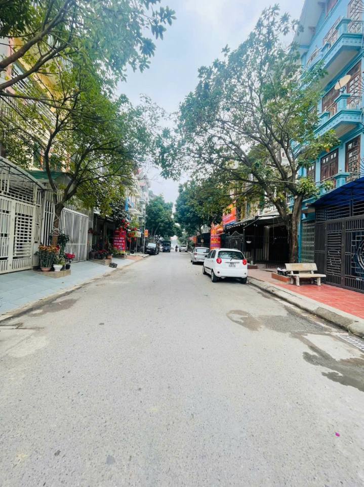 Đất dự án 100m² Từ Sơn giá thỏa thuận - Nhà xây thô 3 tầng vị trí vàng!