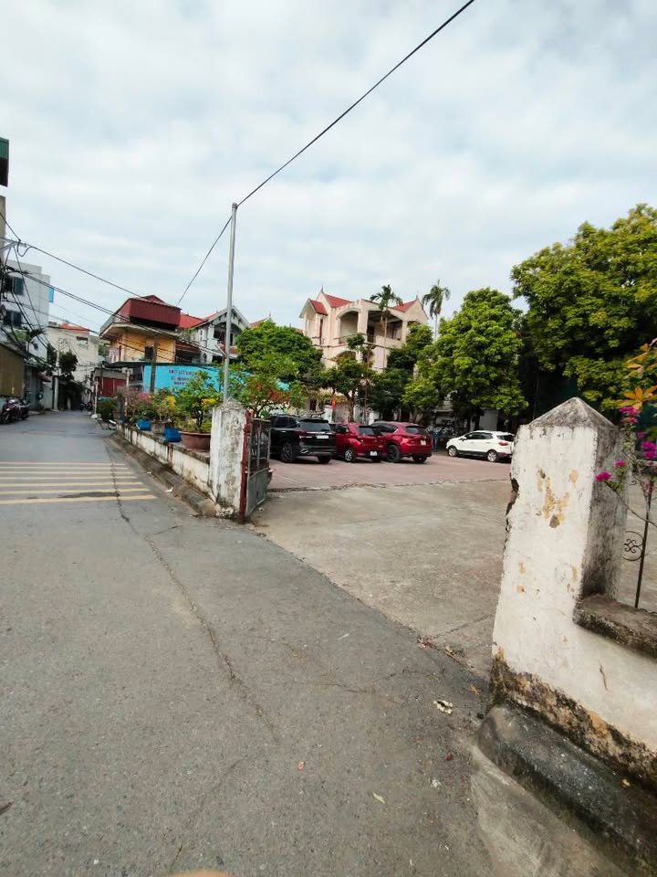 Đất nền Việt Hưng Long Biên 71m² giá 7 tỷ - Tiềm năng đầu tư lớn!