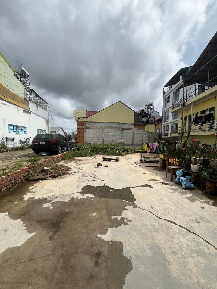 Đất trung tâm Ngã 5 Đại Học, Đà Lạt 81m² giá 5.8 tỷ - Đầu tư sinh lời ngay!
