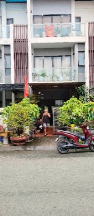 Nhà phố 3 tầng đường số 2, Thủ Đức 108m² giá 11 tỷ - Không gian sống chuẩn resort