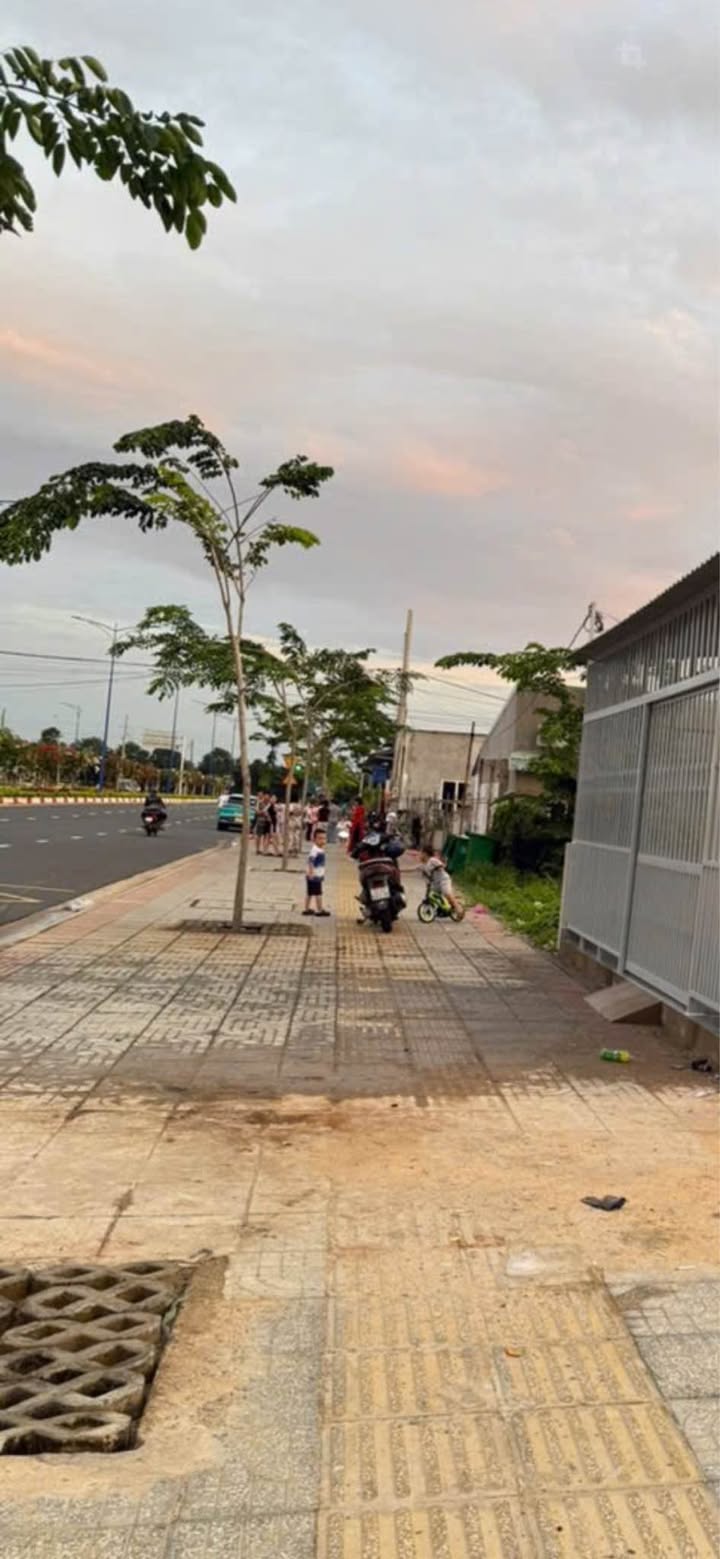 Nhà cho thuê Cầu Cháy, Quận 12, 49m² chỉ 5 triệu/tháng - Nhà mới đẹp, thuận tiện làm văn phòng!