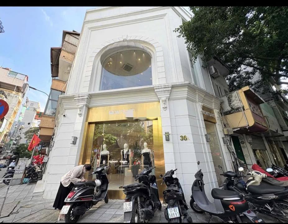 Mặt bằng kinh doanh cho thuê tại ngã 3 Mai Hắc Đế - Tuệ Tĩnh, 60m², giá 100 triệu/tháng