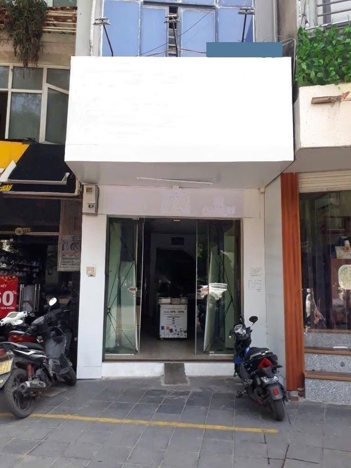 Cho thuê tầng 1 mặt phố Trần Đại Nghĩa, Hai Bà Trưng 50m² - Vị trí đắc địa gần ĐH Bách Khoa!