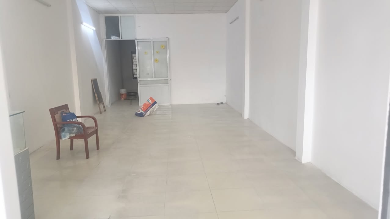 Mặt bằng kinh doanh Đức Giang 80m² giá 8 triệu - Phù hợp đa dạng mô hình!