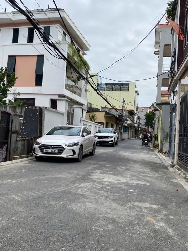 Đất nền Kim Chung Đông Anh 51m² giá 6 tỷ - Lô góc ô tô tránh, sổ đỏ chính chủ!