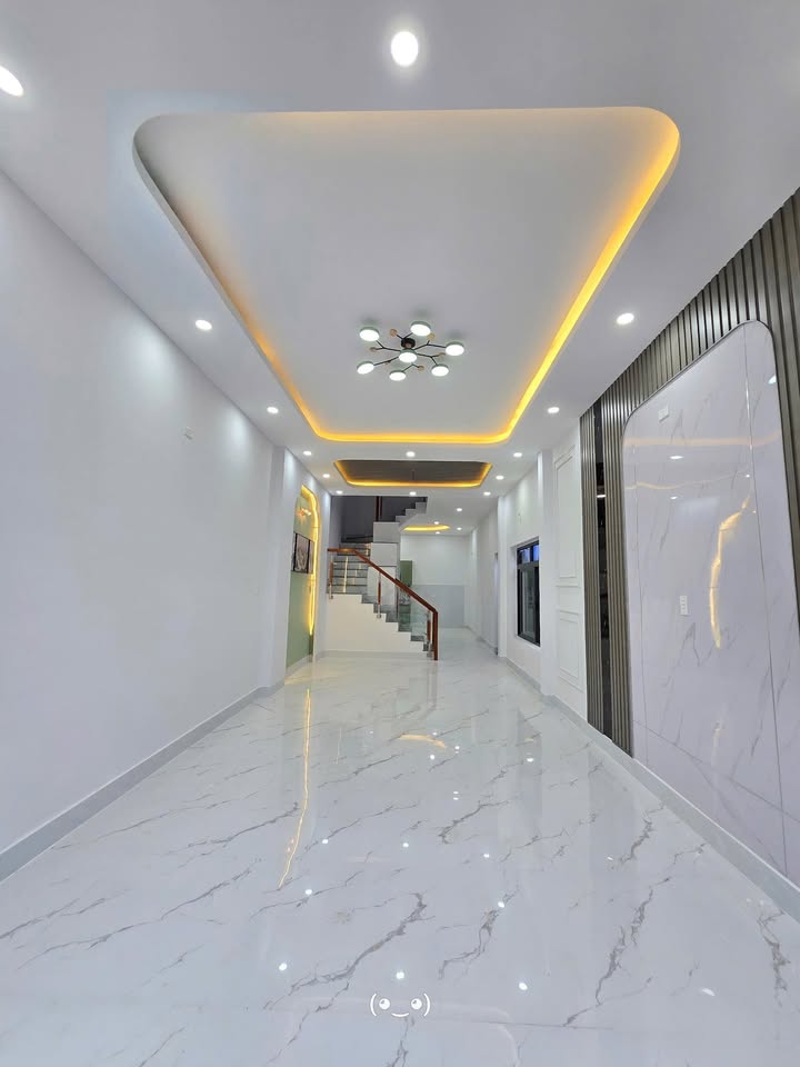 Nhà 1 Trệt 1 Lầu Mới Xây Tại Phường Hố Nai 64m² giá 2.65 tỷ - Không Gian Sang Trọng