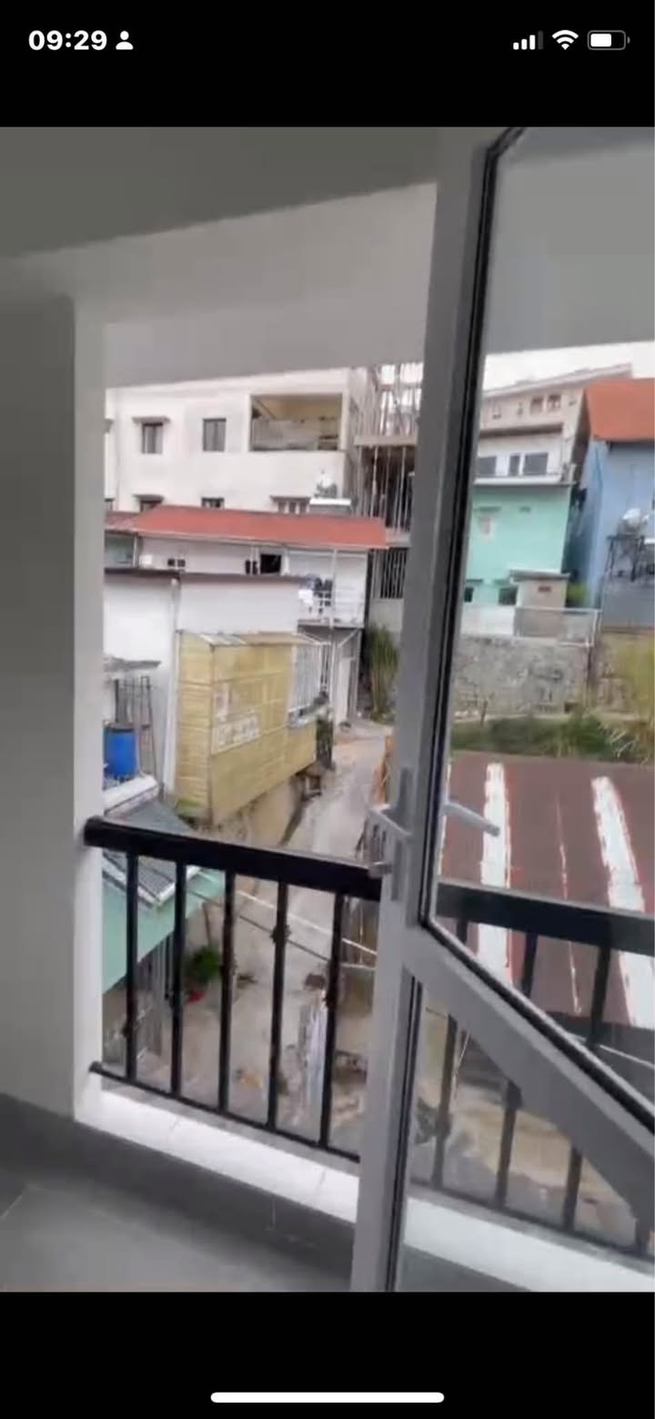 Căn hộ cho thuê Đường Đào Duy Từ, Đà Lạt 2PN giá 5.5 triệu - Khu vực an ninh, thoáng mát!