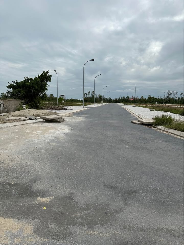 Đất biển Cửa Lò 123,7m² giá 3 tỷ - Lô góc 2 mặt tiền đẹp!