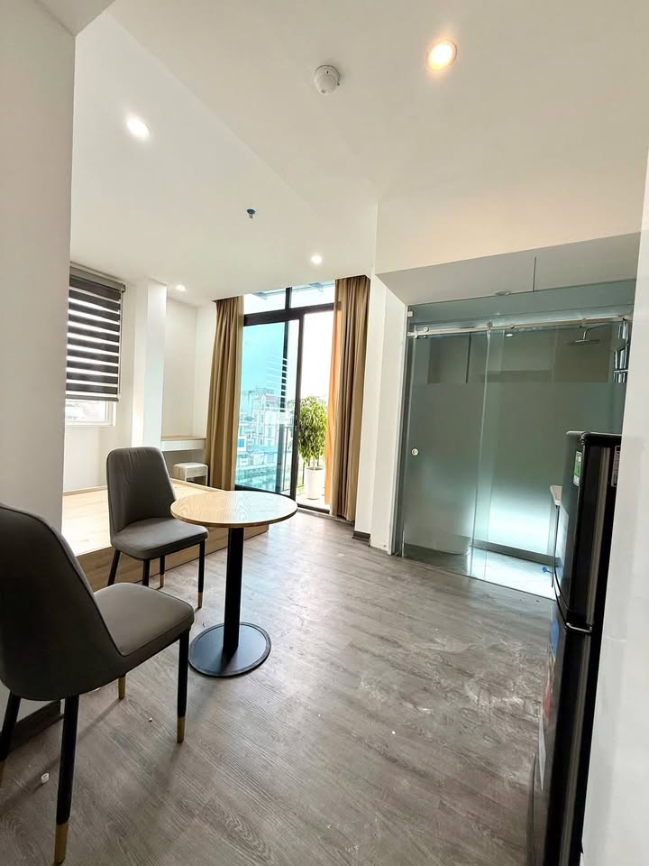 Căn hộ studio Bồ Đề 30m² giá 5.8 triệu - Đầy đủ nội thất, chỉ việc vào ở!