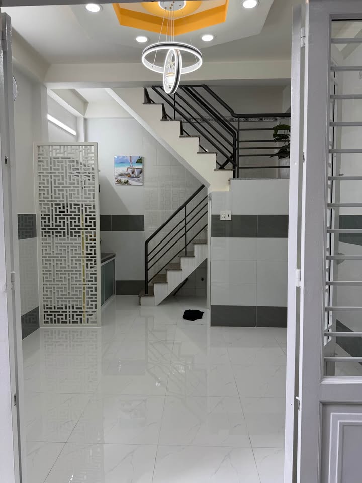 Nhà riêng hẻm Ốc Kiều, Bình Hưng, 44m² giá 1.48 tỷ - Thiết kế trang nhã, thương lượng!