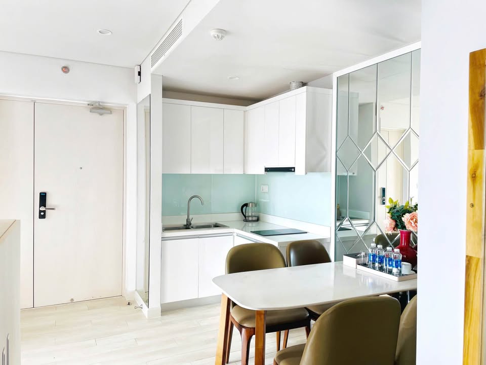 Căn hộ Gold Coast Nha Trang 62m² giá 27 triệu - Full nội thất, tầng cao