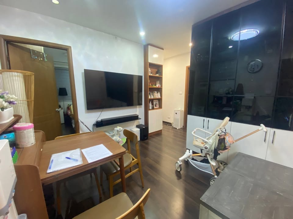 Căn hộ A14B2 Nguyễn Thị Duệ, Cầu Giấy 53m² giá 5.48 tỷ - Căn góc thoáng mát, nội thất cao cấp!