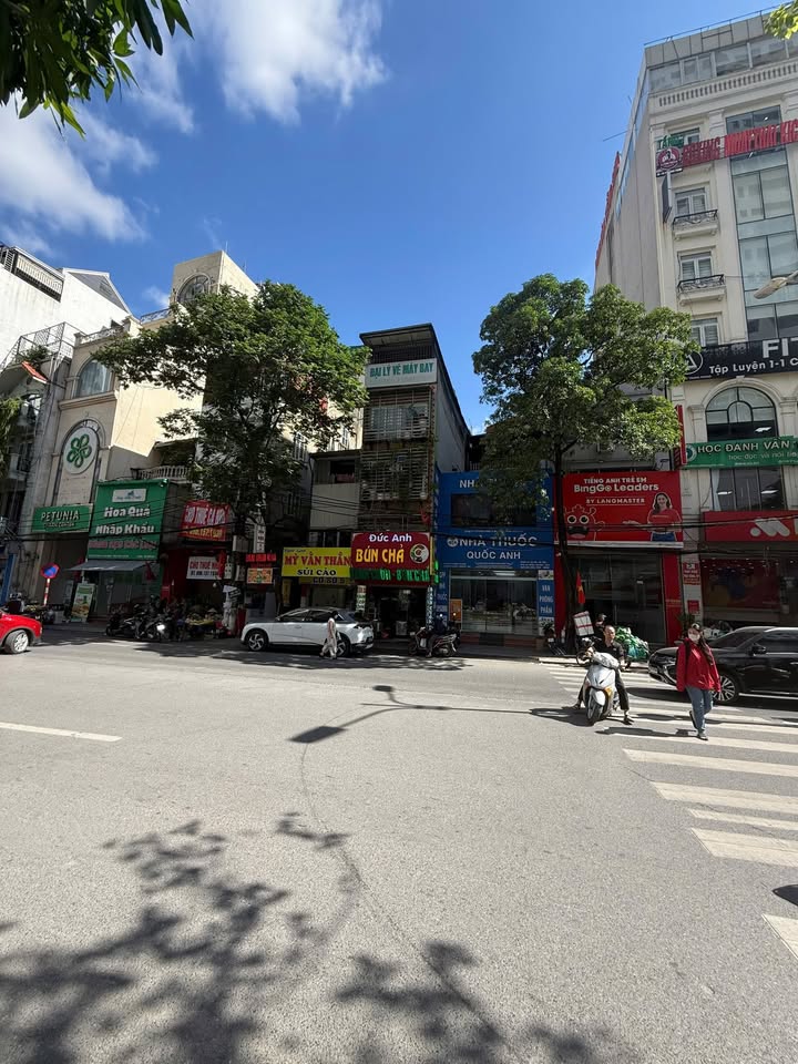 Nhà phố mặt tiền Vũ Trọng Phụng 59m² giá 40,5 tỷ - Kinh doanh sầm uất!
