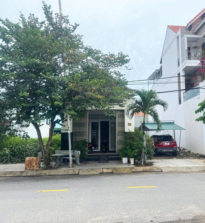 Nhà cấp 4B Phan Rang 100m² giá 2.9 tỷ - Vị trí đắc địa, sẵn sàng ở ngay!