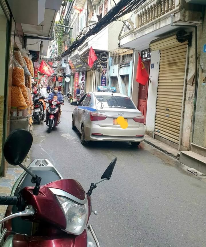 Nhà phố Vĩnh Hưng 60m² giá 4.5 tỷ - Full nội thất, an ninh tuyệt đối!