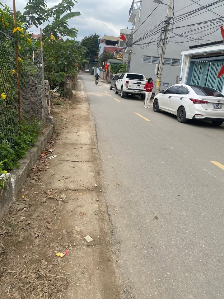 Đất nền đẹp Trung Sơn Trầm, Sơn Tây 141m² - Hướng Đông Nam thoáng mát!