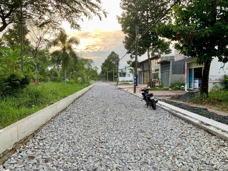 Đất nền đường Tạ Uyên, Cà Mau 192m² giá 3.5 tỷ - Vị trí đẹp, tiềm năng phát triển!