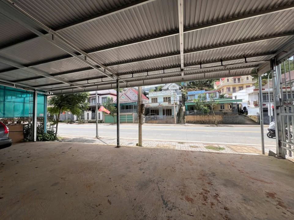 Cho thuê mặt bằng 140m² Đankia phường 7 Đà Lạt - Giá chỉ 15 triệu/tháng!