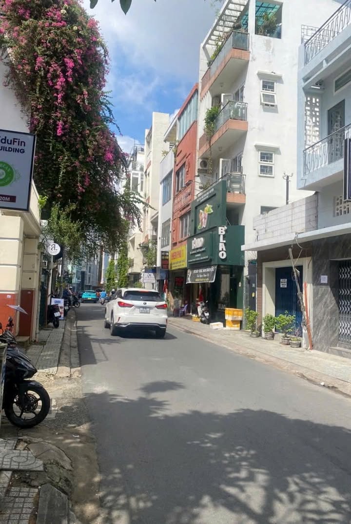 Nhà mặt tiền Nguyễn Phi Khanh, Tân Định, 74m² giá 21 tỷ - Cơ hội đầu tư tuyệt vời!