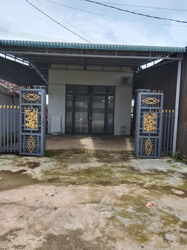 Nhà phố QL28 Krông Nô 240m² - Sổ hồng chính chủ, giá thỏa thuận!